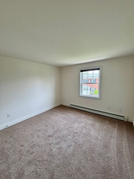 Building Photo - 1339 Millersport Hwy