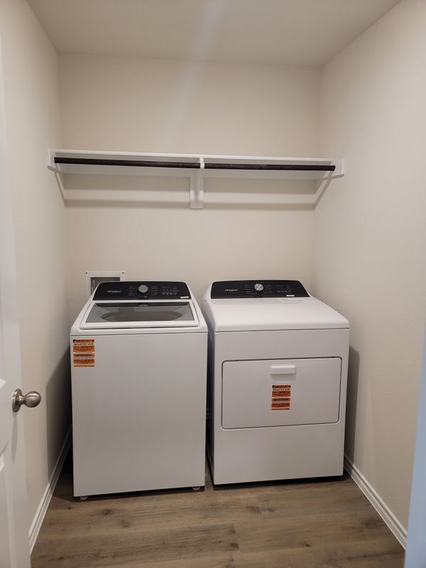 Building Photo - 1216 Riverbrook Ln