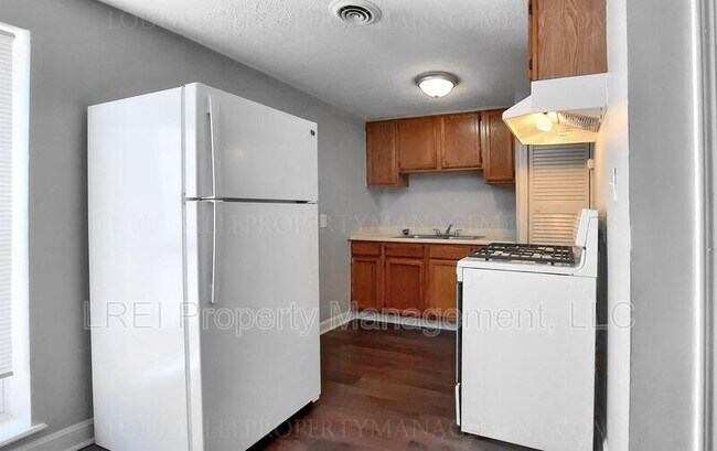 Building Photo - 2311 Rodman St