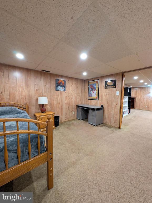 Building Photo - 609 Hartland Ct