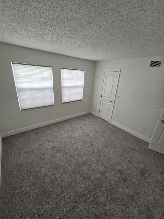 Building Photo - 22333 Edgewater Dr