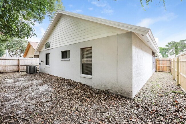 Building Photo - 3311 S St Lucie Dr