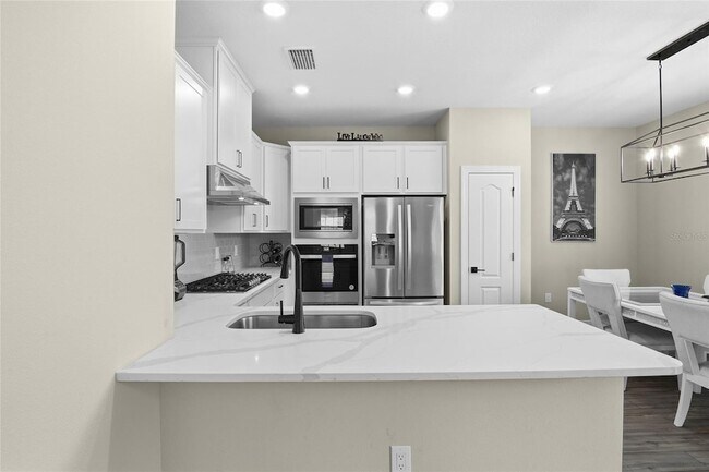 Building Photo - 7745 Somersworth Dr