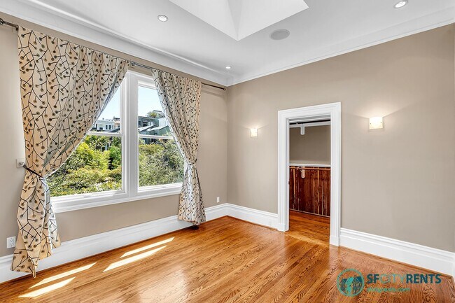 Building Photo - Lower Haight: Single Family Home with Yard...