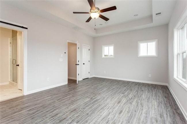 Building Photo - 6680 Cortland Walk