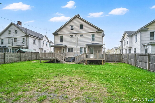 Building Photo - 42 Hartford Ave