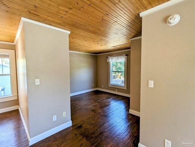 Building Photo - 1705 N 17th Ave