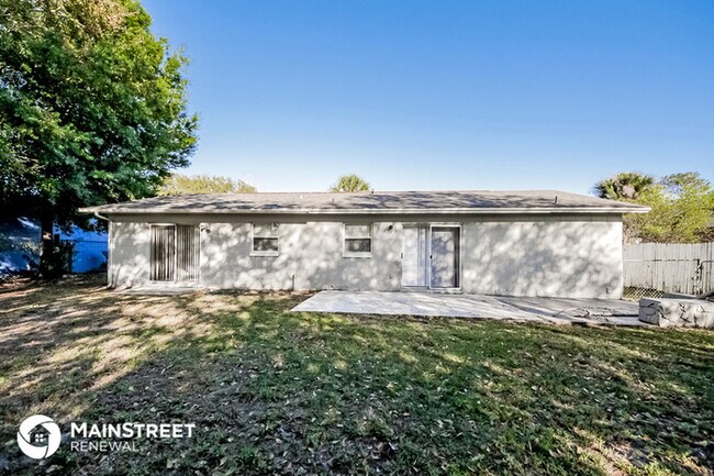 Building Photo - 118 Dahlia Dr