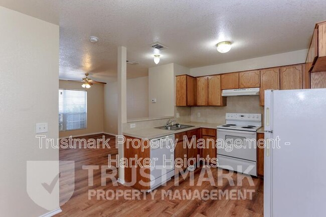 Building Photo - 2710 Vernice Loop