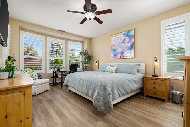 Building Photo - 60268 Sweetshade Ln