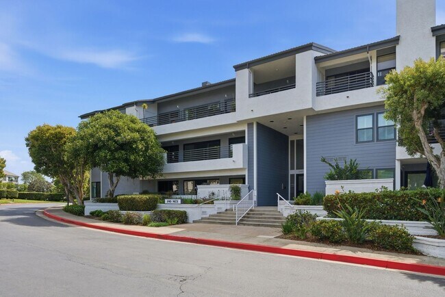 Building Photo - Fully Remodeled Coastal Condo in Villa Balboa | 2 Bed, 2 Bath