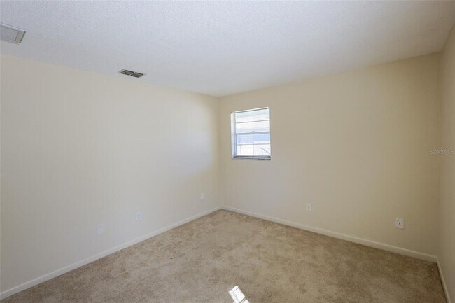 Building Photo - 1960 Union St