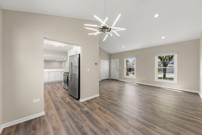 Building Photo - 1057 Bothwell Cir