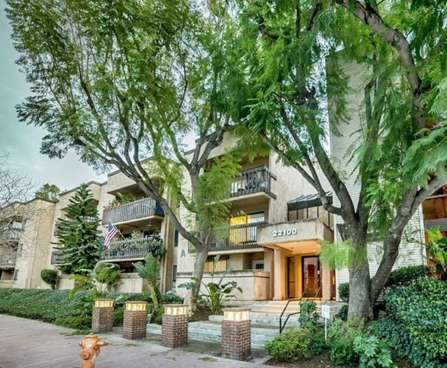 Building Photo - 22100 Burbank Blvd