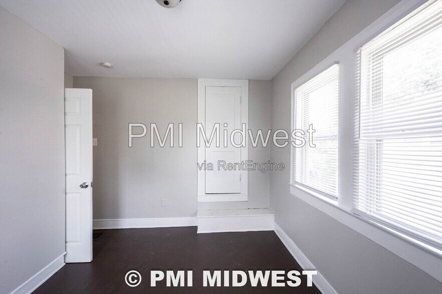 Building Photo - 3139 Guilford Ave