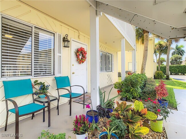 Primary Photo - 4625 Bayshore Dr
