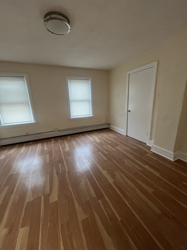 Building Photo - 701 Whittaker Ave