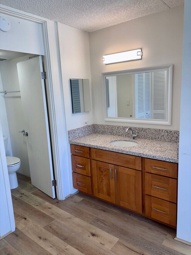 Building Photo - For Rent | A 3 Bedroom, 3 Bathroom, with 1 Assigned Parking Stall at Waipuna