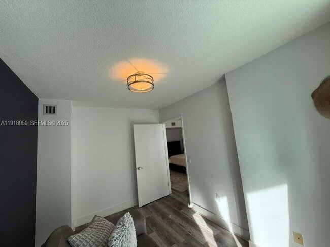 Building Photo - 41 SE 5th St