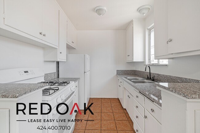 Building Photo - 1200 N McCadden Pl