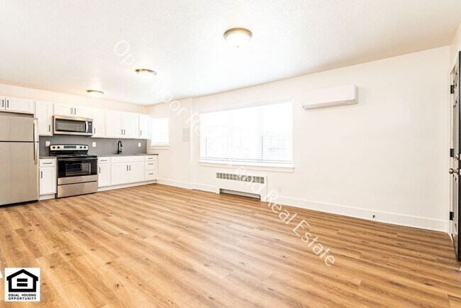 Building Photo - 1823 Griswold Dr