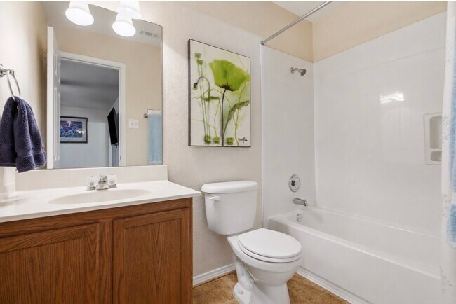 Building Photo - 11521 Autumn Ash Dr