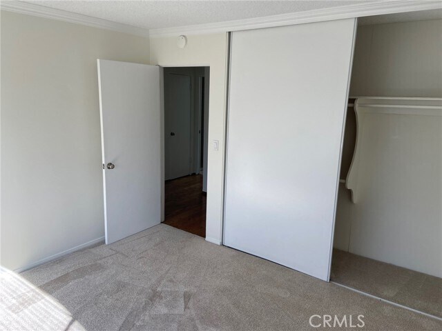 Building Photo - 421 Ave F