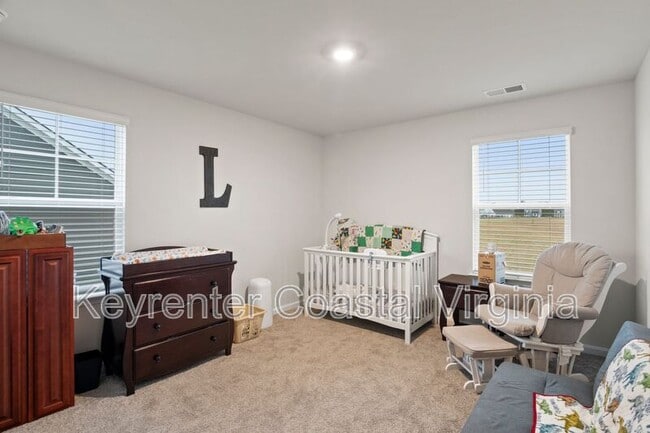 Building Photo - 175 Royal Black Heath