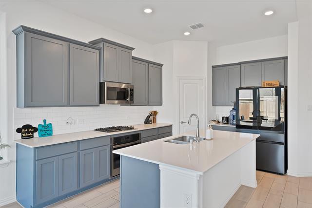 Building Photo - 1216 Sassafras Dr