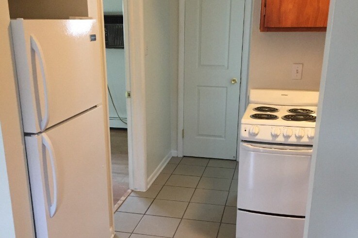 Building Photo - 4304 W 13 Mile Rd