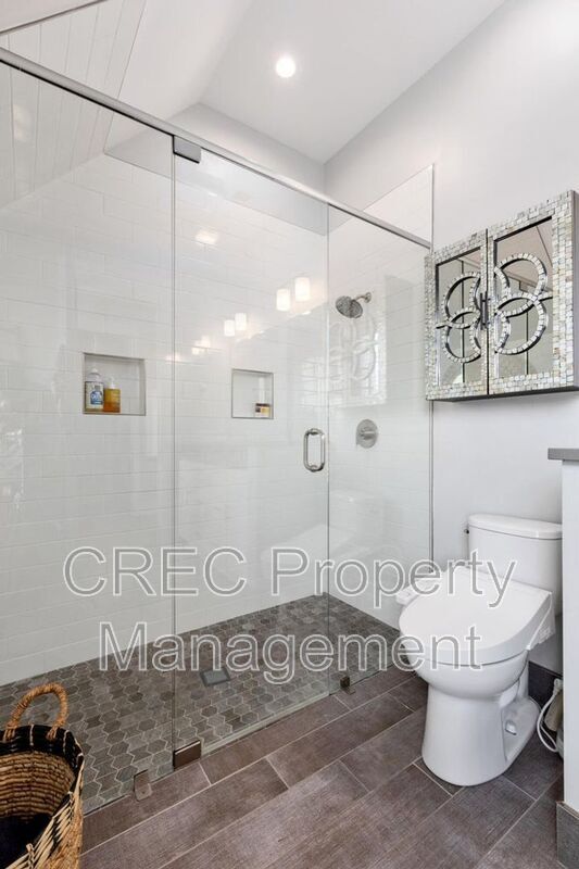 Building Photo - 3 1/2 Maranda Holmes St