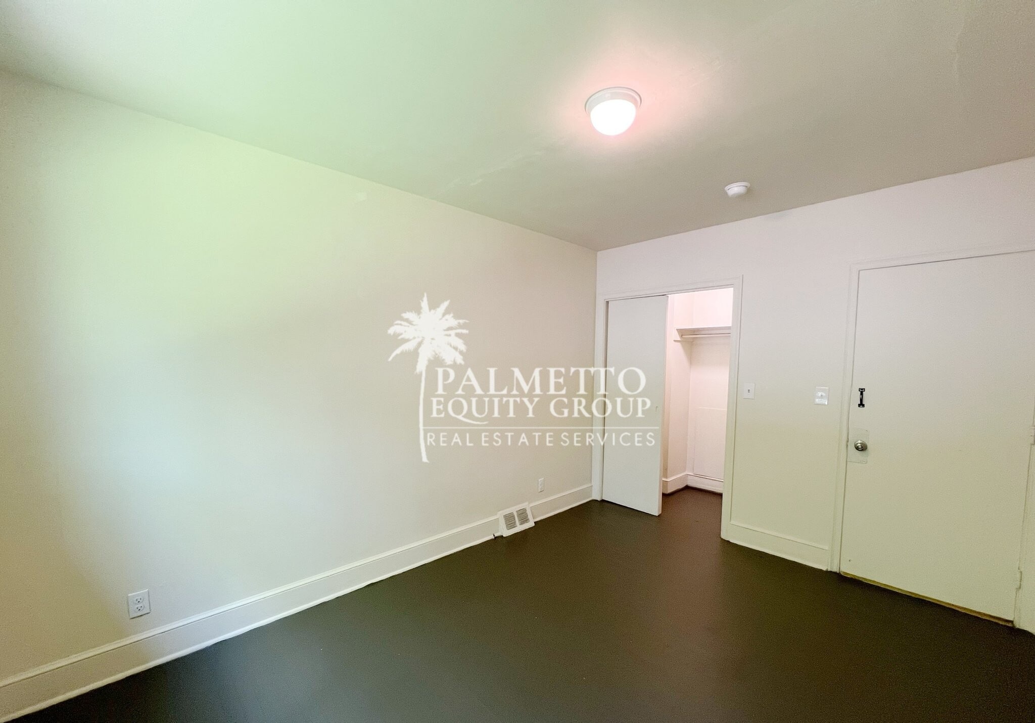 Building Photo - 405 Richardson Ave