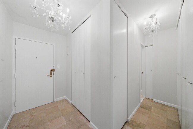 Building Photo - 777 N Michigan Ave