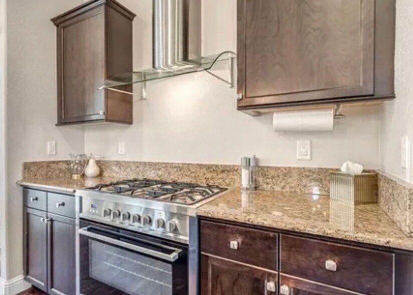 Building Photo - 11333 North Garden Sage Avenue