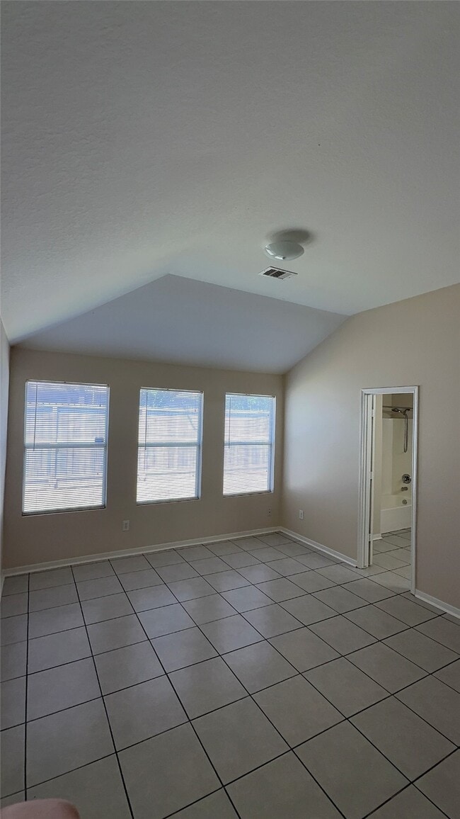 Building Photo - 1103 Laurel Chase Tr