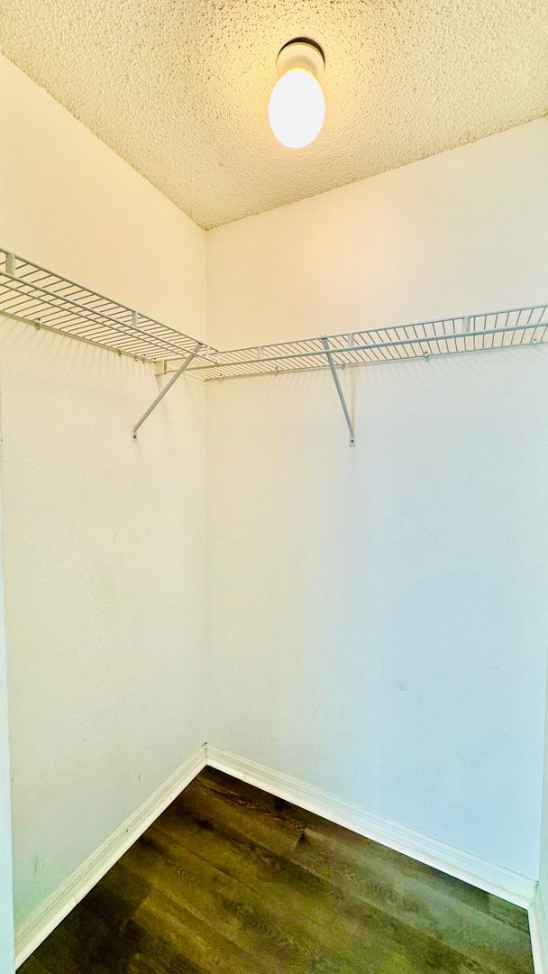 Building Photo - Relax & recharge in this Charming 3Bedroom...