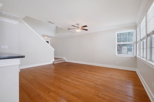 Building Photo - 6715 Windrift Way