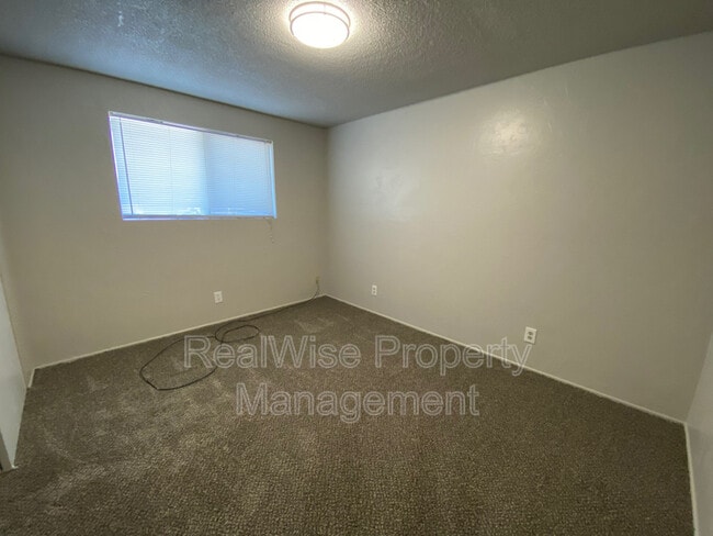 Building Photo - 431 S Columbus Ave