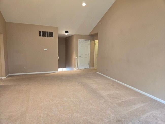 Building Photo - 14382 Shadywood Dr