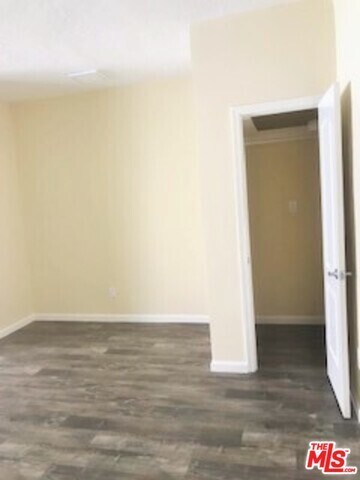 Building Photo - 814 S Hobart Blvd