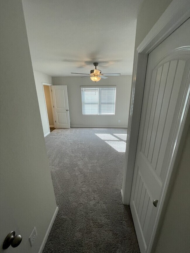Building Photo - Brand New 2023 Townhome!