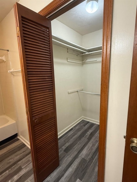 Building Photo - 1873 Larette Dr