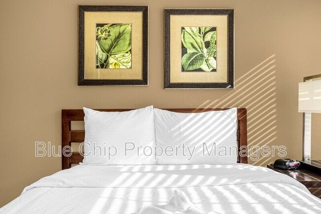 Building Photo - 14518 Damai Ln