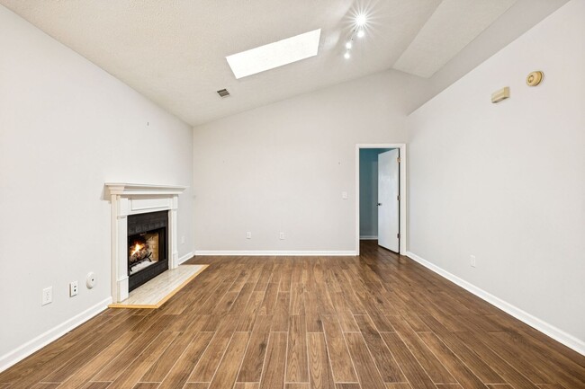 Building Photo - Welcome to this beautifully remodeled sing...