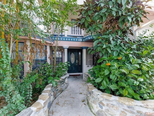 Building Photo - 4884 Bonanza Ct