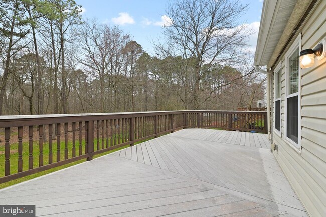 Building Photo - 7938 Jasons Landing Way