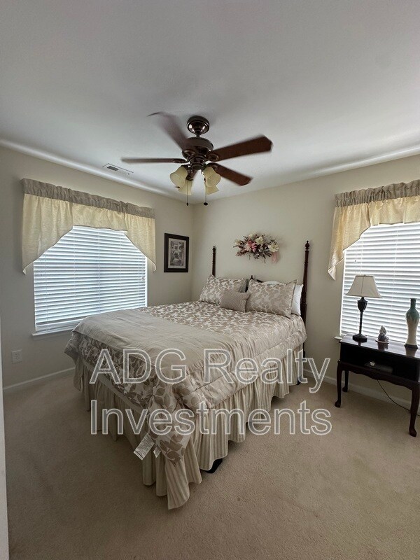 Building Photo - 6629 Pattonsburg Dr