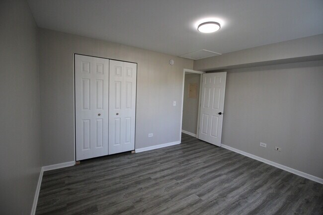 Building Photo - 1411 Berta Dr