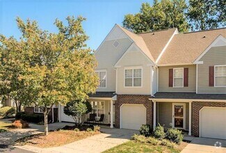 Building Photo - Townhome in Ballyntyne
