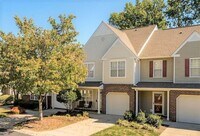 Building Photo - Townhome in Ballyntyne